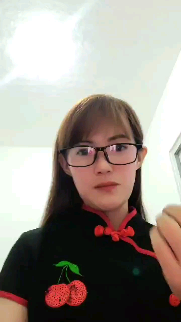 Live on RabbitCam — Avianna